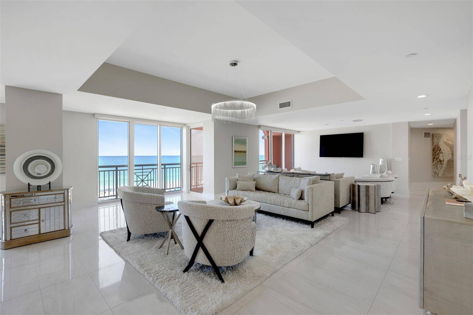 301 S GULFVIEW BOULEVARD, #702, Clearwater Beach, FL 33767 301 S GULFVIEW BOULEVARD, #702, Clearwater Beach, FL 33767