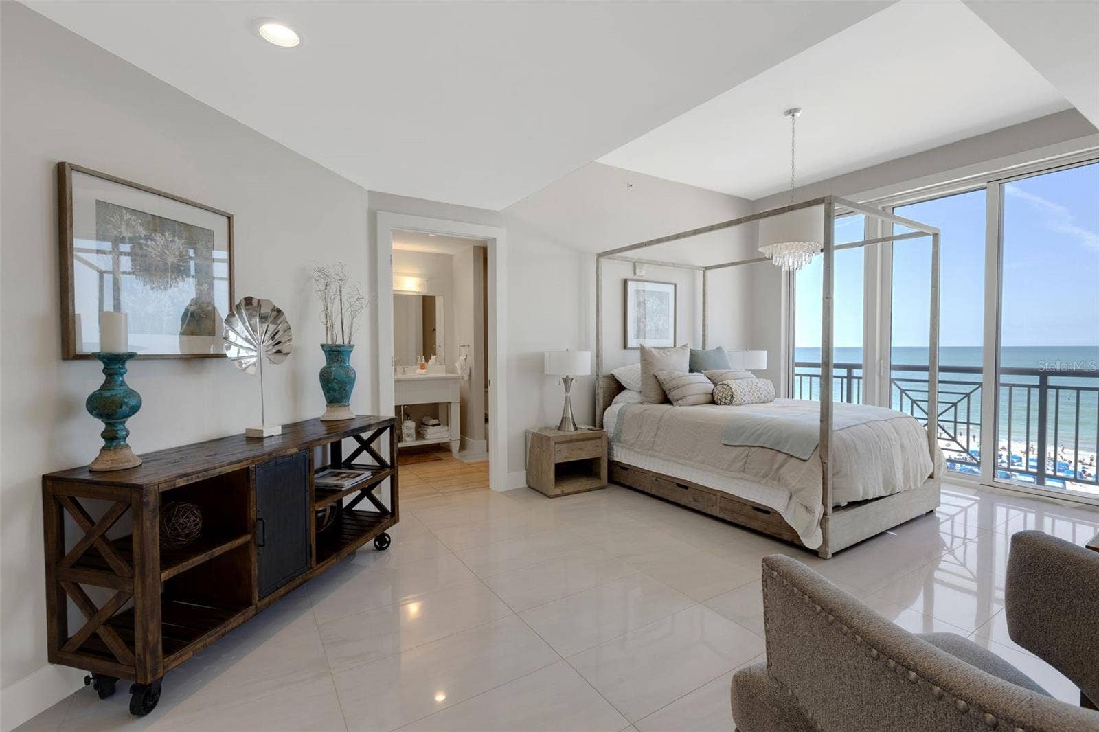 301 S GULFVIEW BOULEVARD, #702, Clearwater Beach, FL 33767 301 S GULFVIEW BOULEVARD, #702, Clearwater Beach, FL 33767