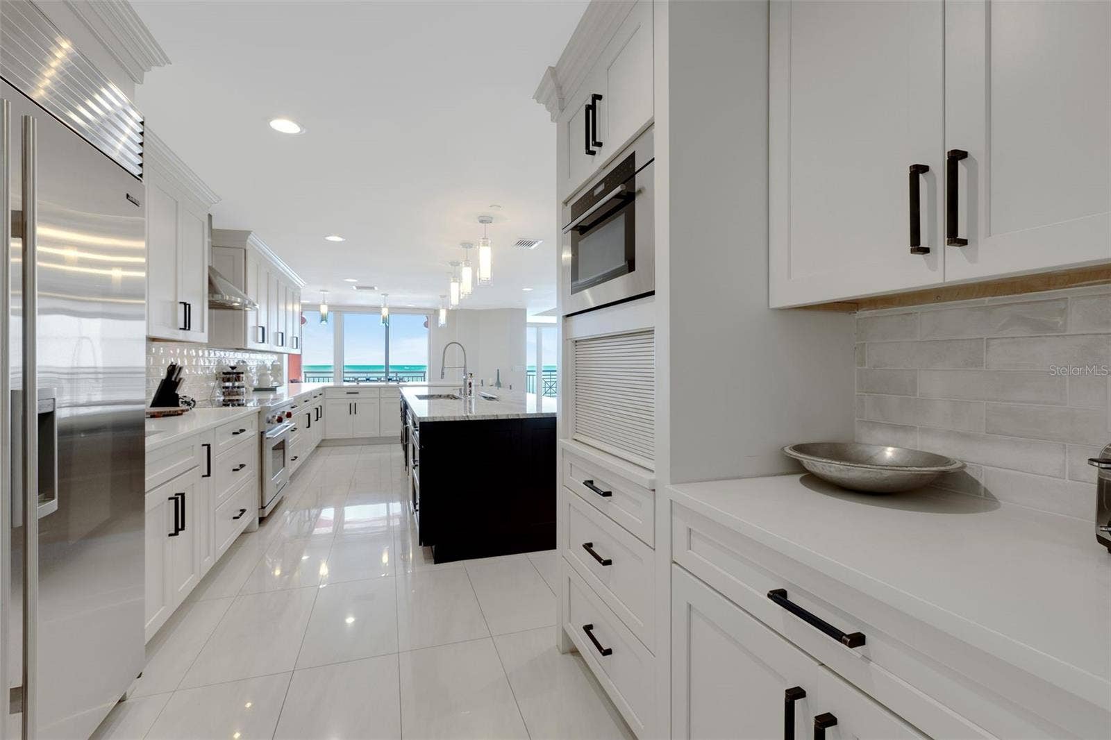 301 S GULFVIEW BOULEVARD, #702, Clearwater Beach, FL 33767 301 S GULFVIEW BOULEVARD, #702, Clearwater Beach, FL 33767
