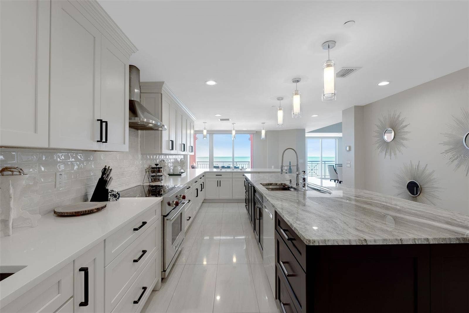 301 S GULFVIEW BOULEVARD, #702, Clearwater Beach, FL 33767 301 S GULFVIEW BOULEVARD, #702, Clearwater Beach, FL 33767