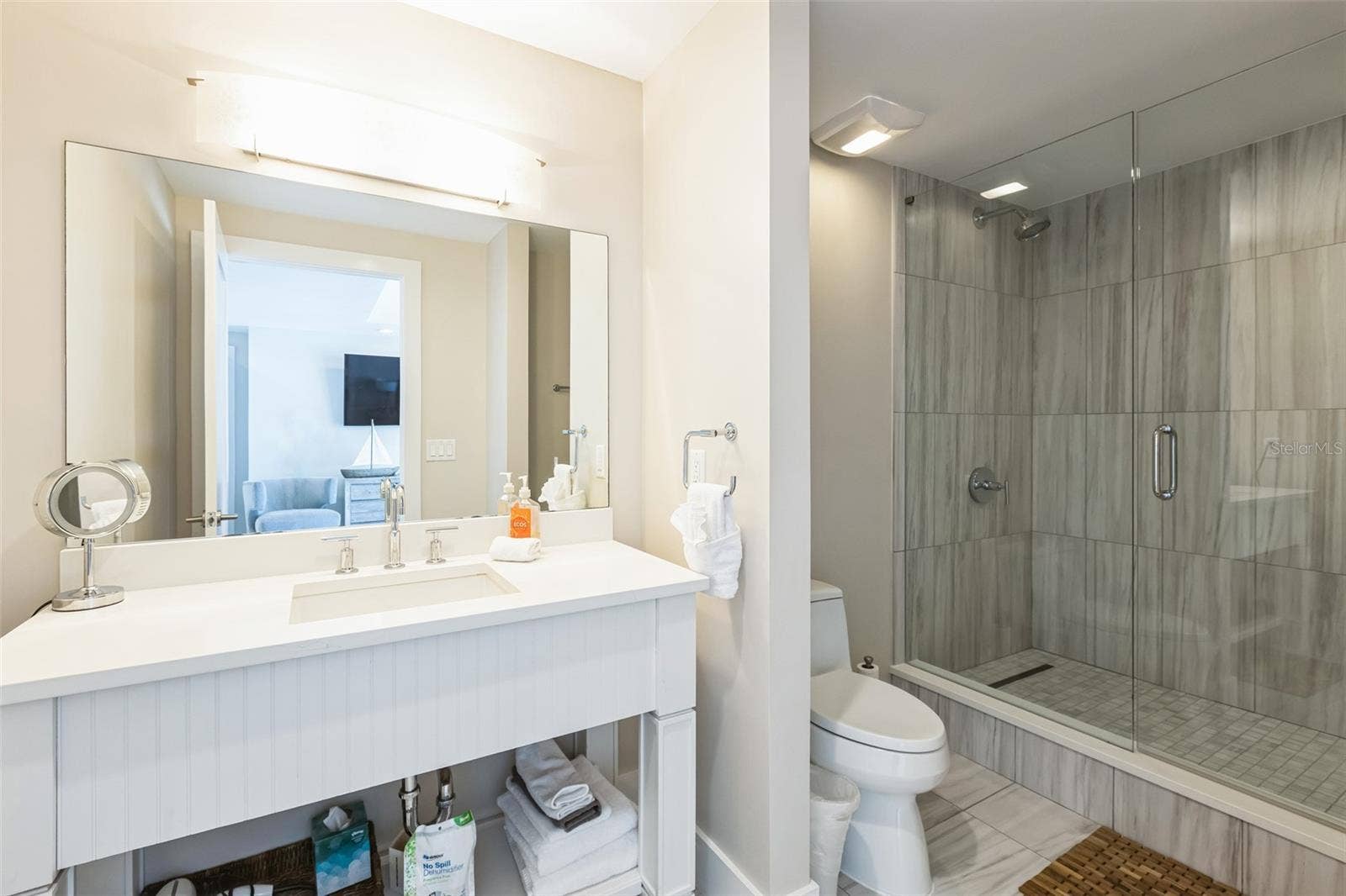 301 S GULFVIEW BOULEVARD, #702, Clearwater Beach, FL 33767 301 S GULFVIEW BOULEVARD, #702, Clearwater Beach, FL 33767
