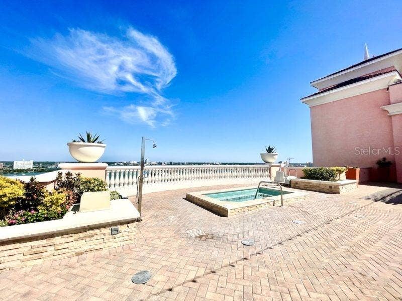301 S GULFVIEW BOULEVARD, #702, Clearwater Beach, FL 33767 301 S GULFVIEW BOULEVARD, #702, Clearwater Beach, FL 33767