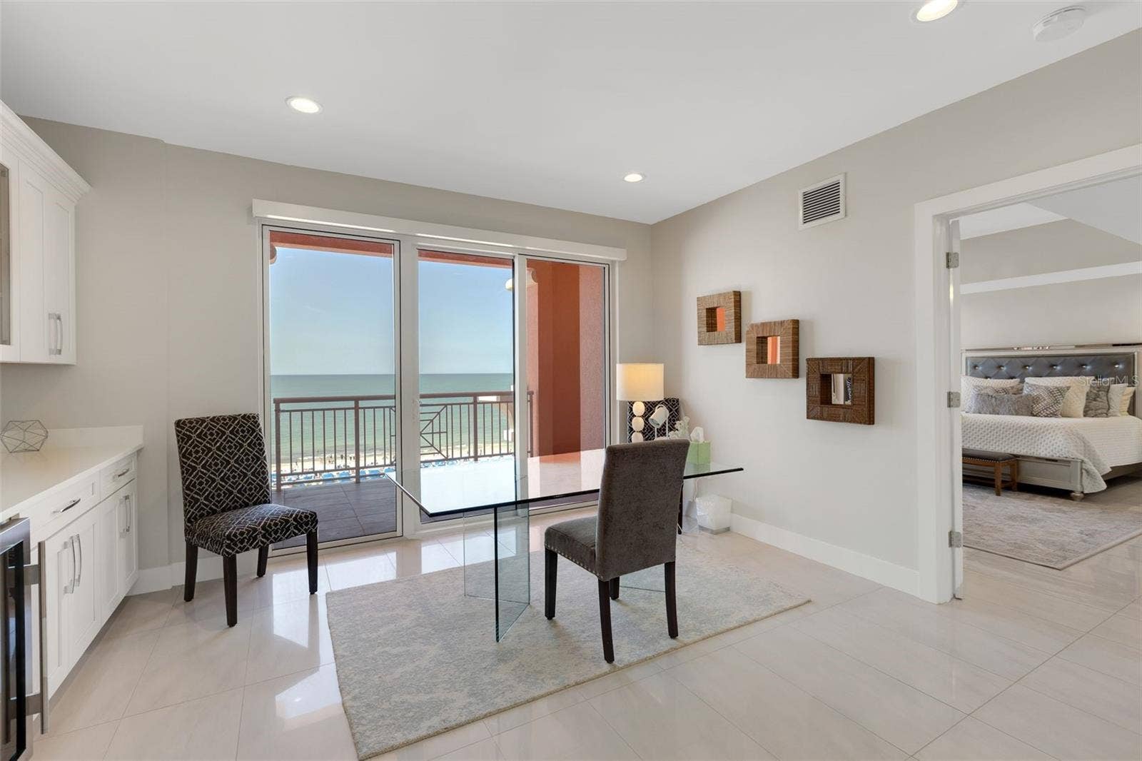 301 S GULFVIEW BOULEVARD, #702, Clearwater Beach, FL 33767 301 S GULFVIEW BOULEVARD, #702, Clearwater Beach, FL 33767