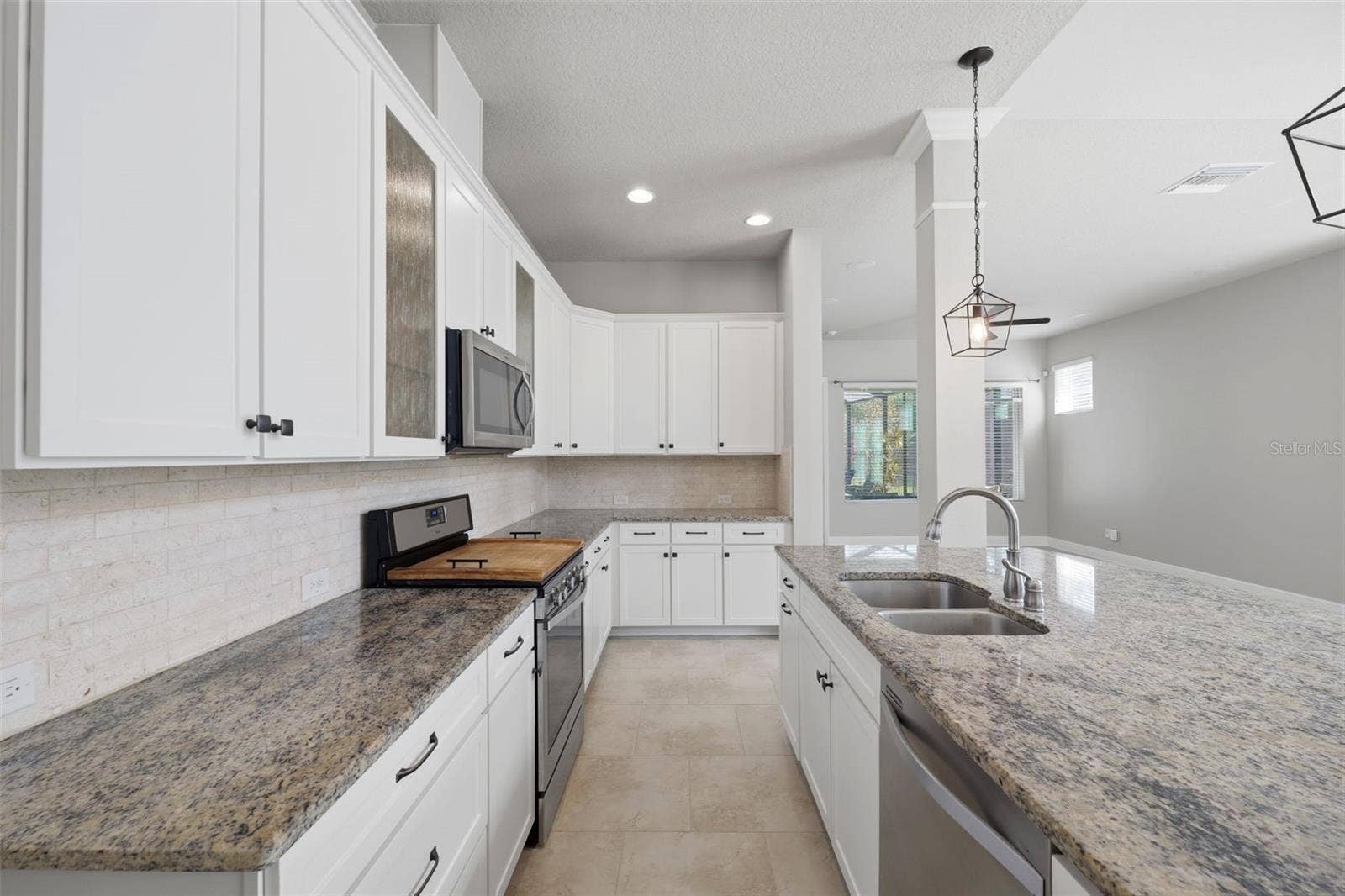 6533 SALT CREEK AVENUE, Apollo Beach, FL 33572 6533 SALT CREEK AVENUE, Apollo Beach, FL 33572