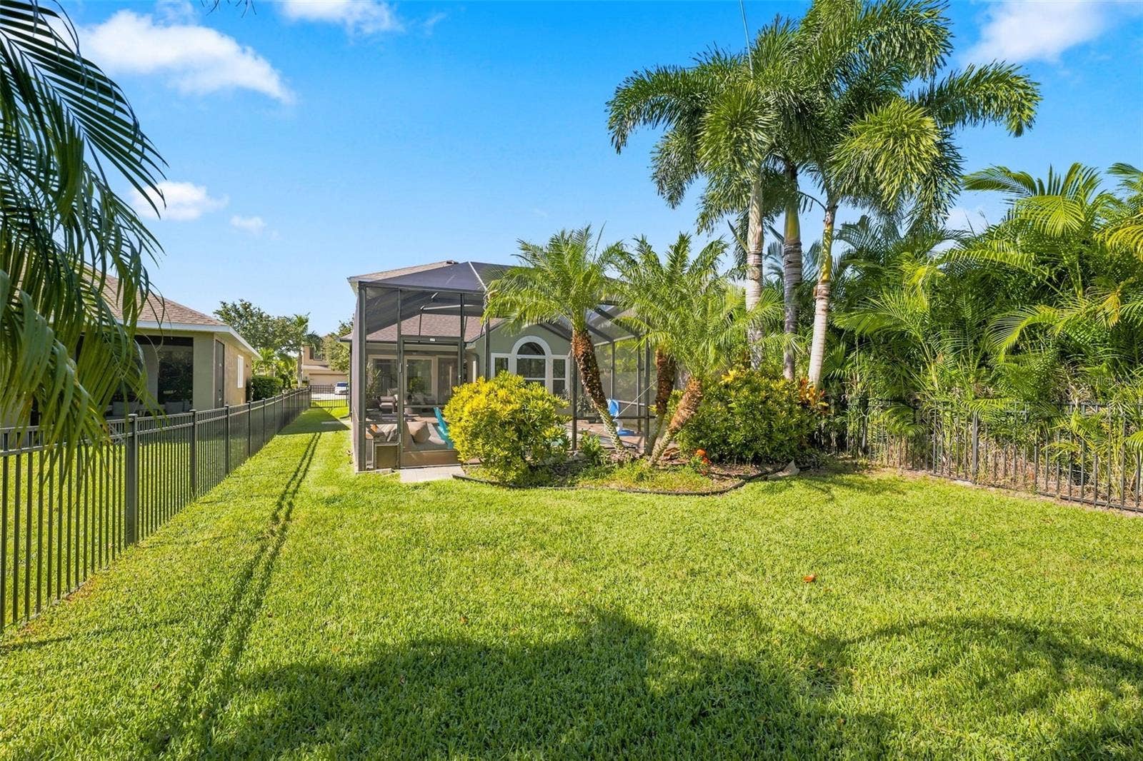 6533 SALT CREEK AVENUE, Apollo Beach, FL 33572 6533 SALT CREEK AVENUE, Apollo Beach, FL 33572