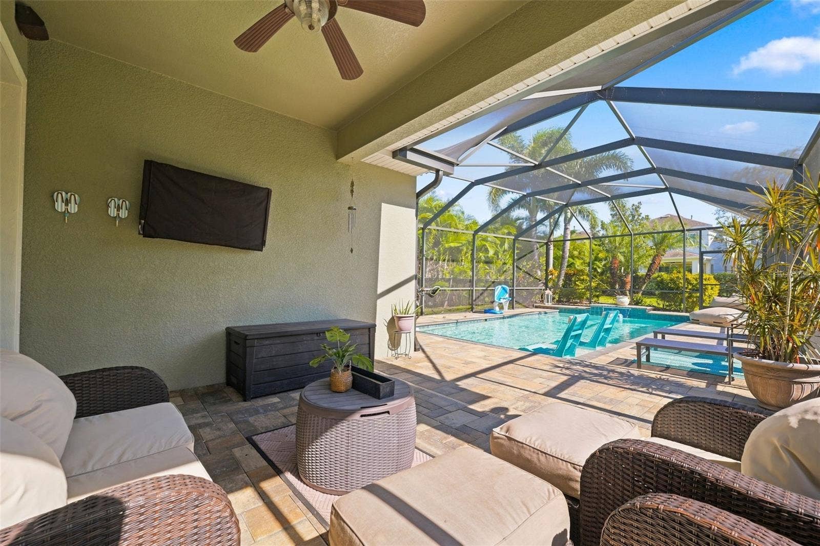 6533 SALT CREEK AVENUE, Apollo Beach, FL 33572 6533 SALT CREEK AVENUE, Apollo Beach, FL 33572