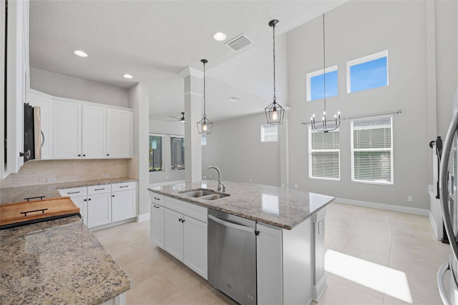 6533 SALT CREEK AVENUE, Apollo Beach, FL 33572 6533 SALT CREEK AVENUE, Apollo Beach, FL 33572