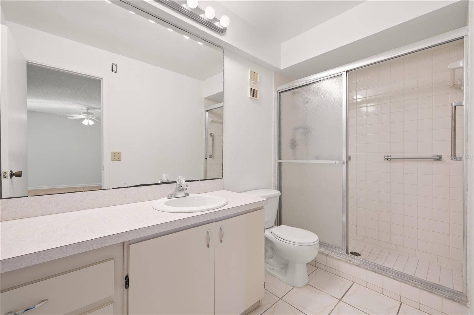 2700 NEBRASKA AVENUE, #3-103, Palm Harbor, FL 34684 2700 NEBRASKA AVENUE, #3-103, Palm Harbor, FL 34684