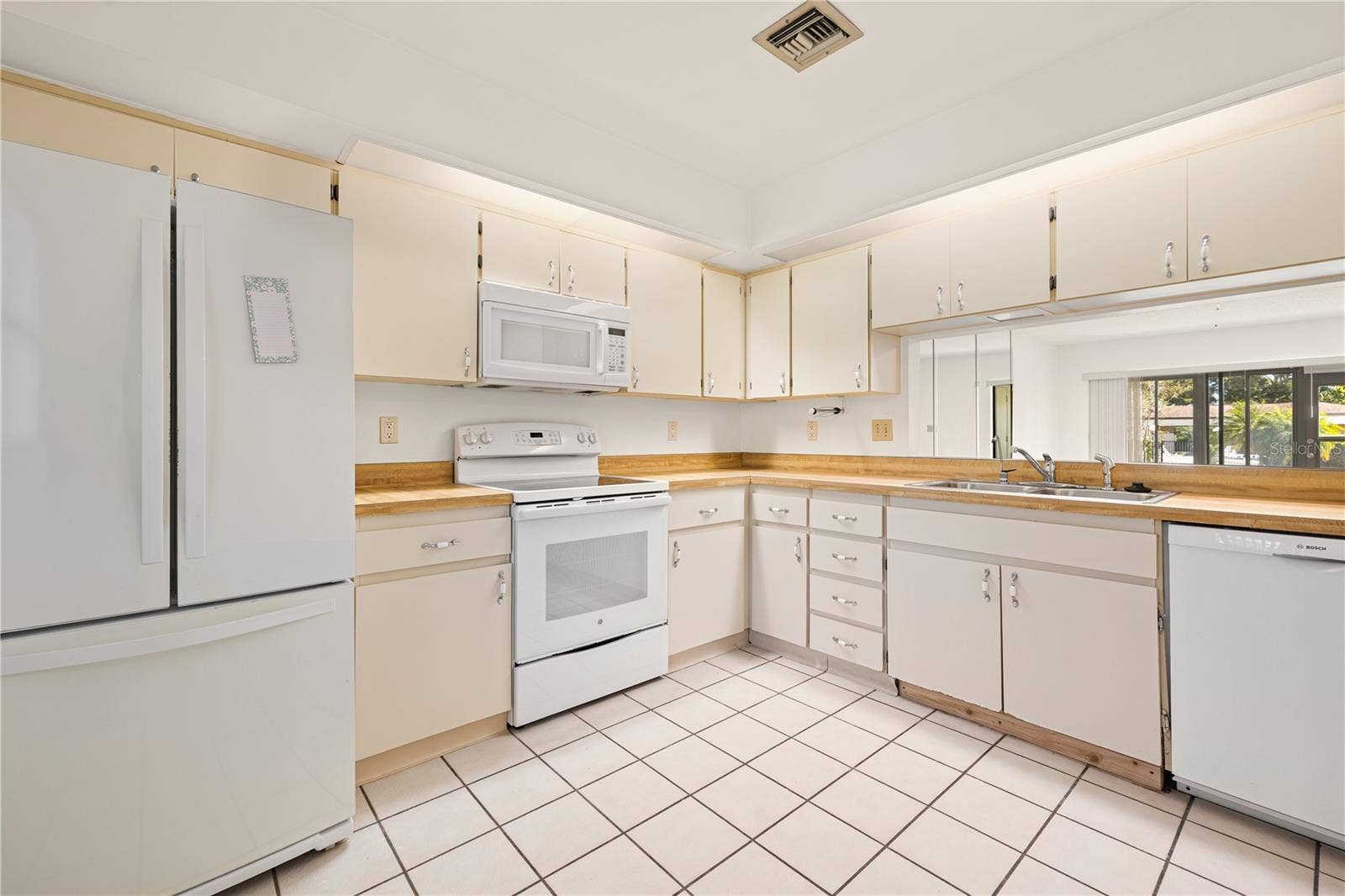 2700 NEBRASKA AVENUE, #3-103, Palm Harbor, FL 34684 2700 NEBRASKA AVENUE, #3-103, Palm Harbor, FL 34684