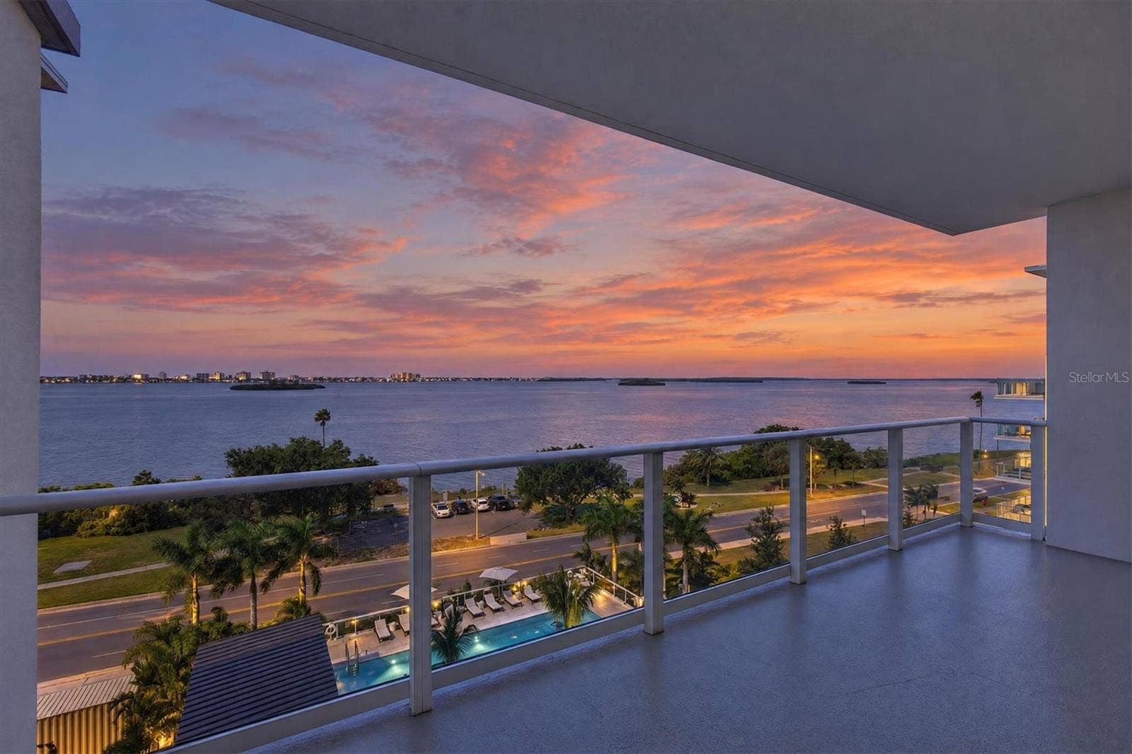 1020 SUNSET POINT ROAD, #607, Clearwater, FL 33755 1020 SUNSET POINT ROAD, #607, Clearwater, FL 33755