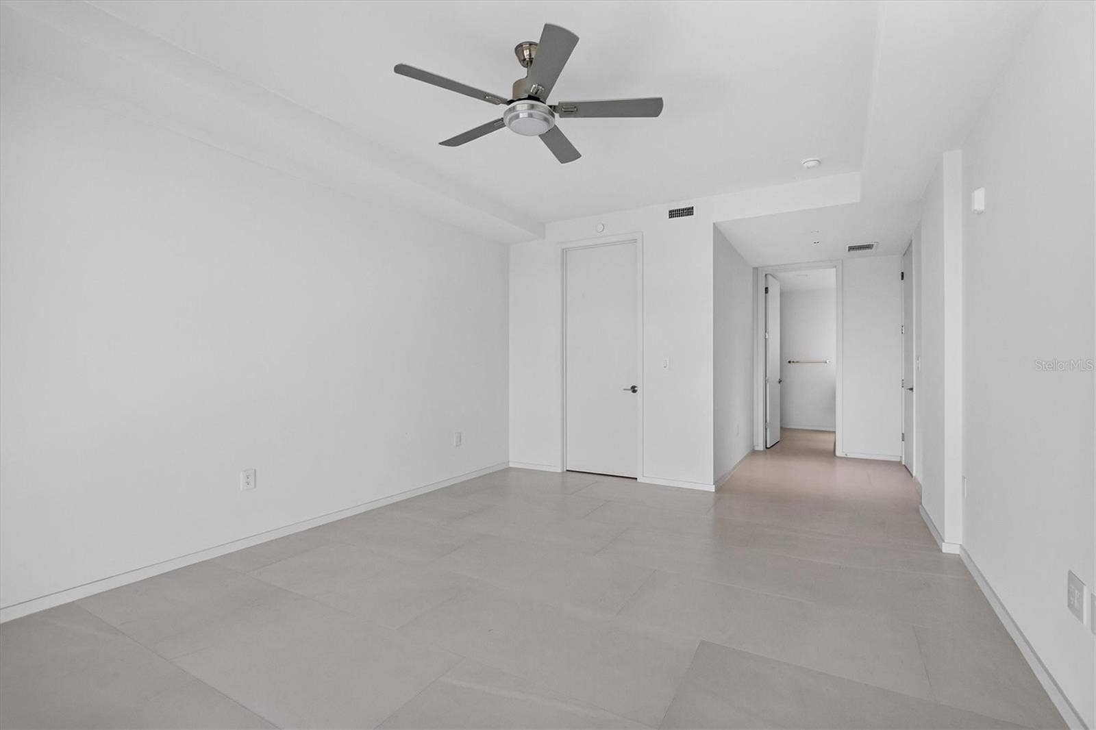 1020 SUNSET POINT ROAD, #607, Clearwater, FL 33755 1020 SUNSET POINT ROAD, #607, Clearwater, FL 33755