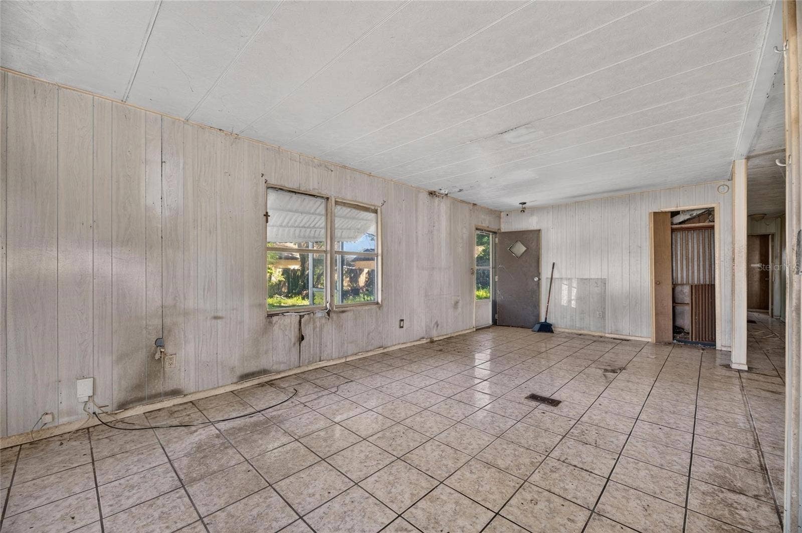 8810 S HICKORY LANE, Riverview, FL 33578