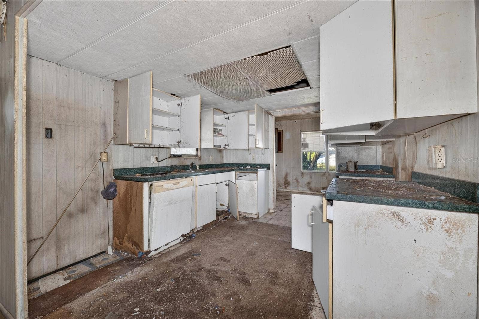 8810 S HICKORY LANE, Riverview, FL 33578