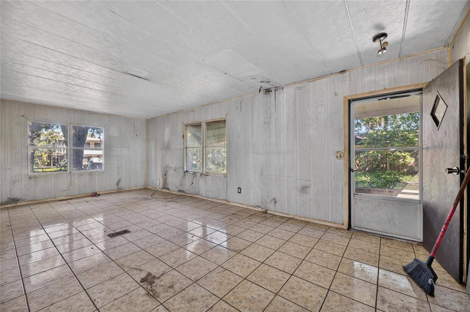 8810 S HICKORY LANE, Riverview, FL 33578