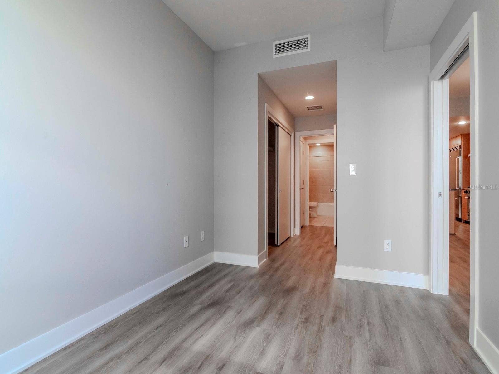 1120 E KENNEDY BOULEVARD, #927, Tampa, FL 33602 1120 E KENNEDY BOULEVARD, #927, Tampa, FL 33602