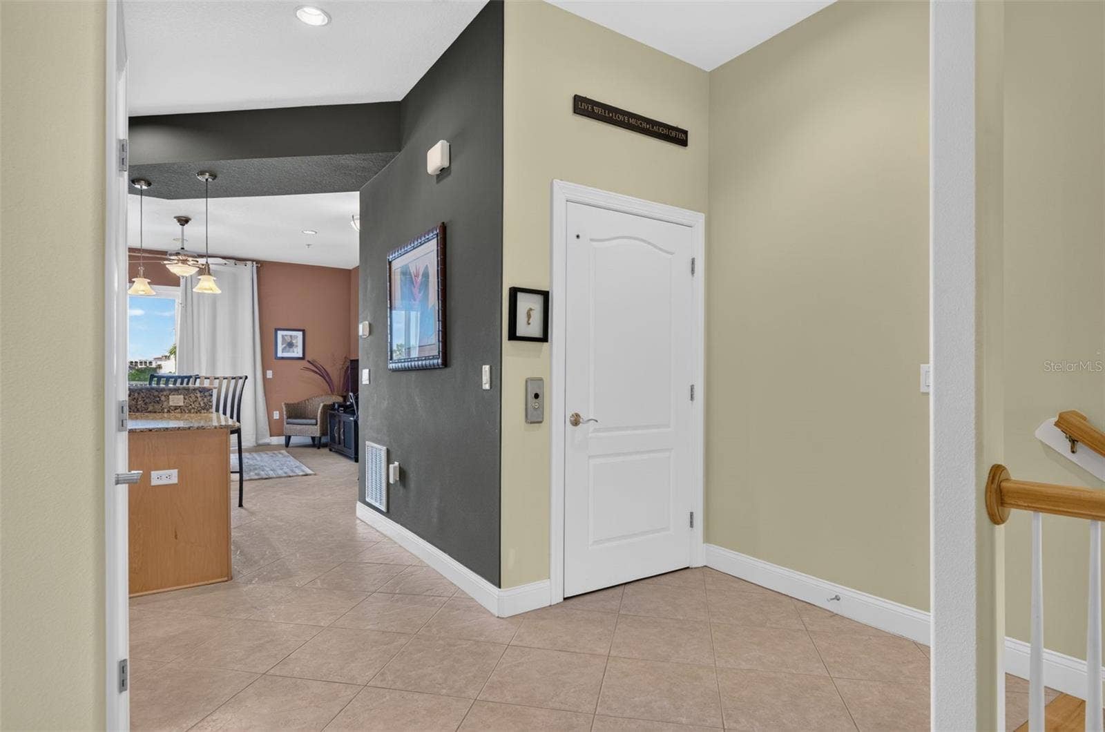 200 BRIGHTWATER DRIVE, #3, Clearwater, FL 33767 200 BRIGHTWATER DRIVE, #3, Clearwater, FL 33767