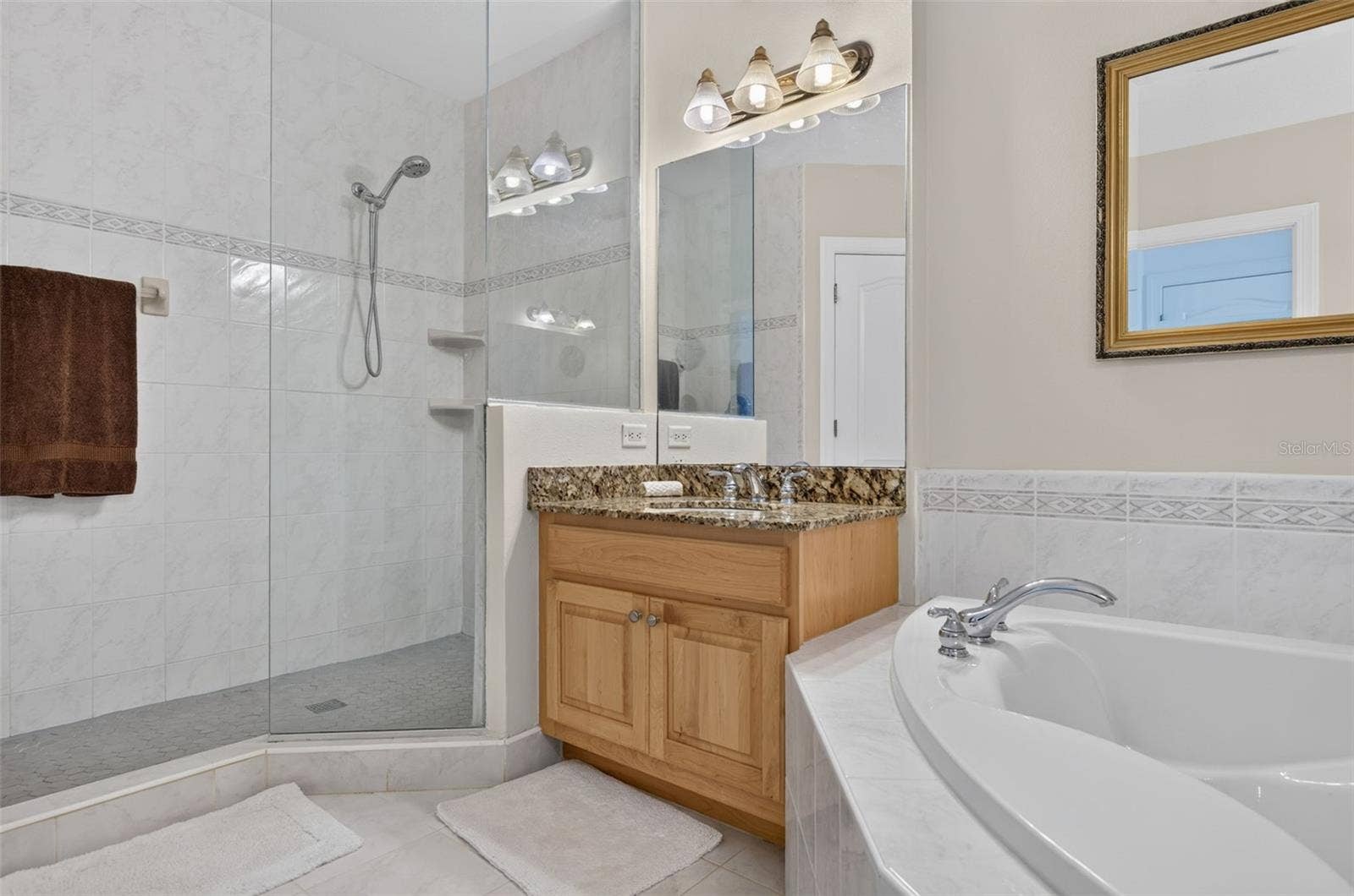 200 BRIGHTWATER DRIVE, #3, Clearwater, FL 33767 200 BRIGHTWATER DRIVE, #3, Clearwater, FL 33767