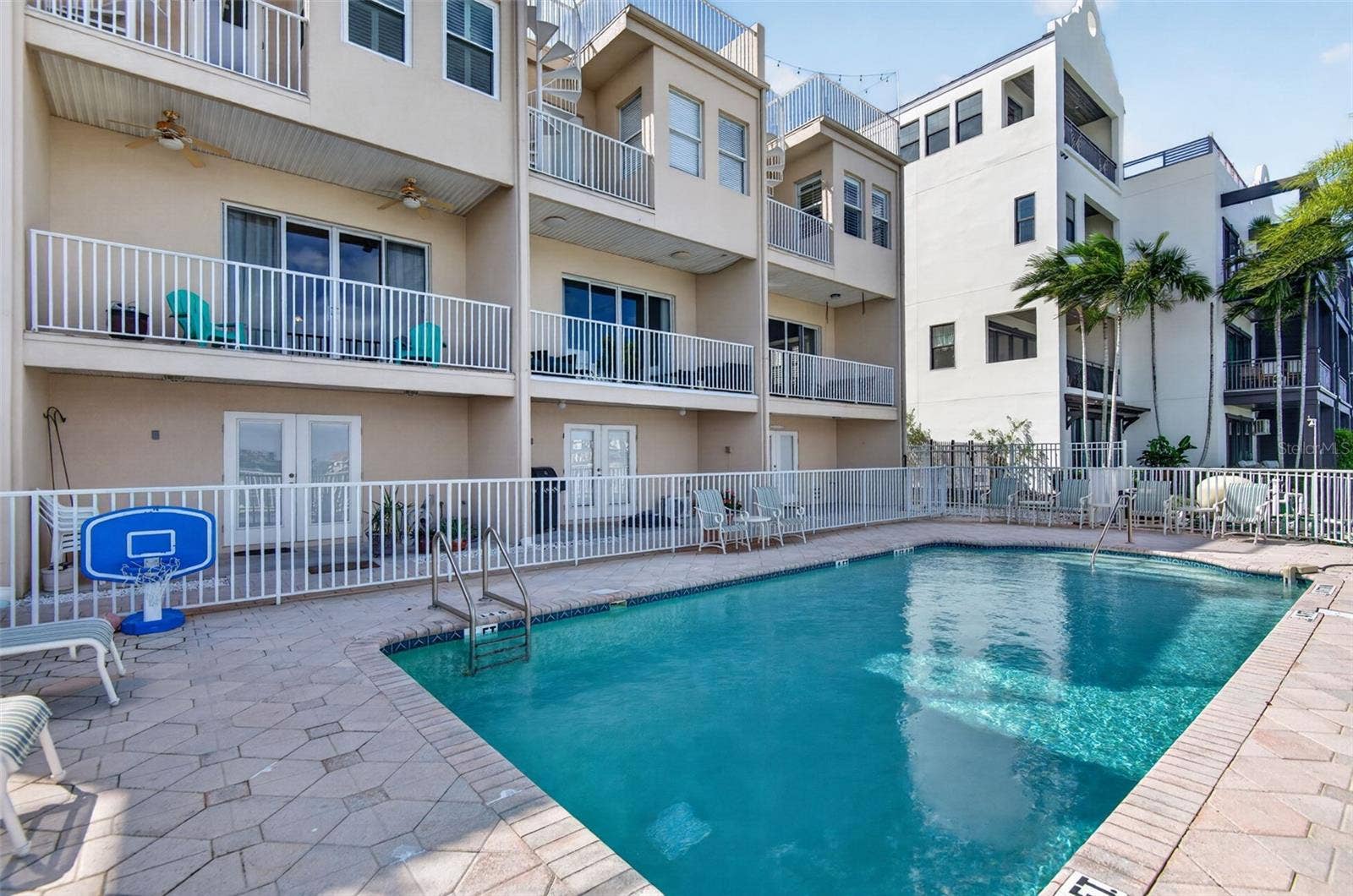 200 BRIGHTWATER DRIVE, #3, Clearwater, FL 33767 200 BRIGHTWATER DRIVE, #3, Clearwater, FL 33767