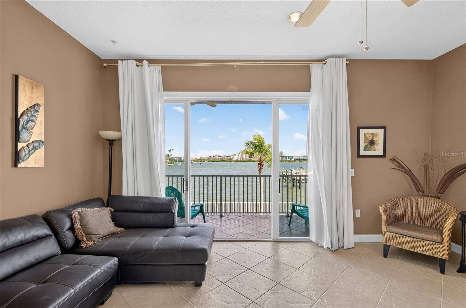 200 BRIGHTWATER DRIVE, #3, Clearwater, FL 33767 200 BRIGHTWATER DRIVE, #3, Clearwater, FL 33767