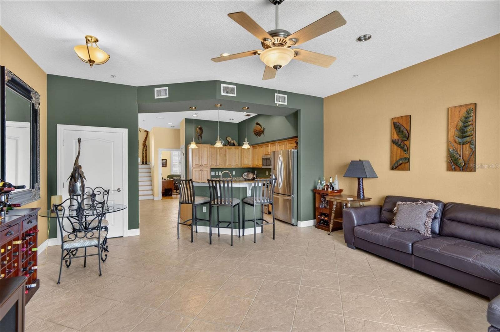 200 BRIGHTWATER DRIVE, #3, Clearwater, FL 33767 200 BRIGHTWATER DRIVE, #3, Clearwater, FL 33767