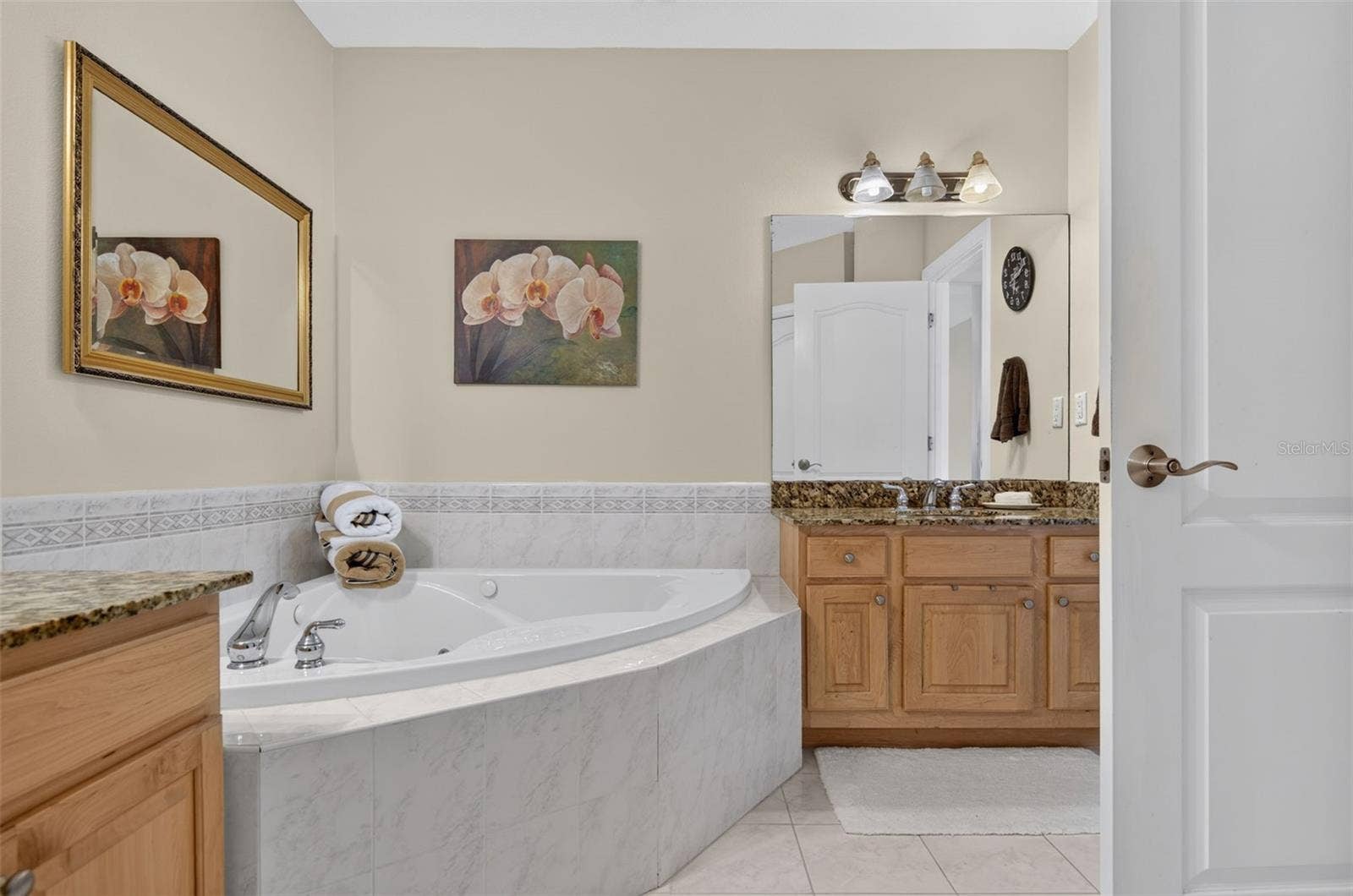 200 BRIGHTWATER DRIVE, #3, Clearwater, FL 33767 200 BRIGHTWATER DRIVE, #3, Clearwater, FL 33767