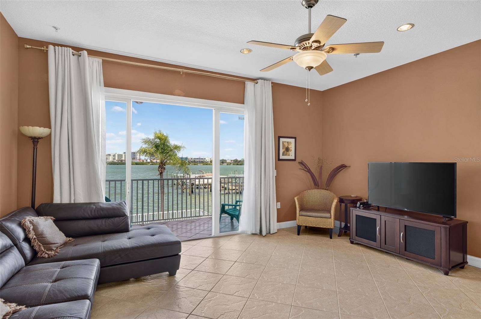 200 BRIGHTWATER DRIVE, #3, Clearwater, FL 33767 200 BRIGHTWATER DRIVE, #3, Clearwater, FL 33767
