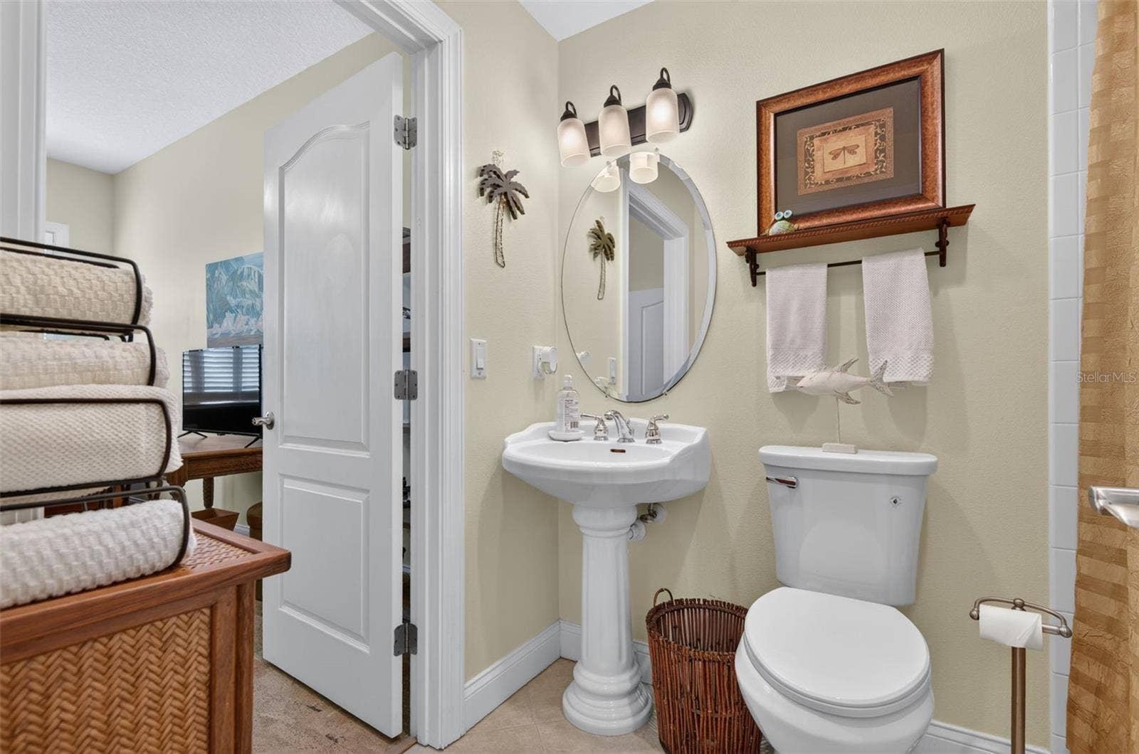 200 BRIGHTWATER DRIVE, #3, Clearwater, FL 33767 200 BRIGHTWATER DRIVE, #3, Clearwater, FL 33767