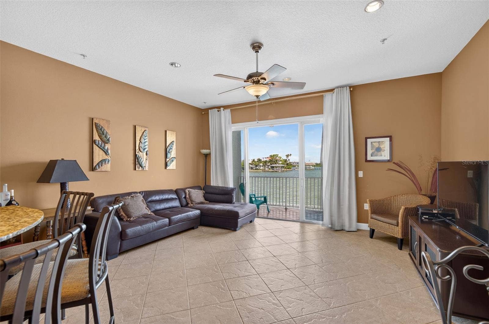 200 BRIGHTWATER DRIVE, #3, Clearwater, FL 33767 200 BRIGHTWATER DRIVE, #3, Clearwater, FL 33767