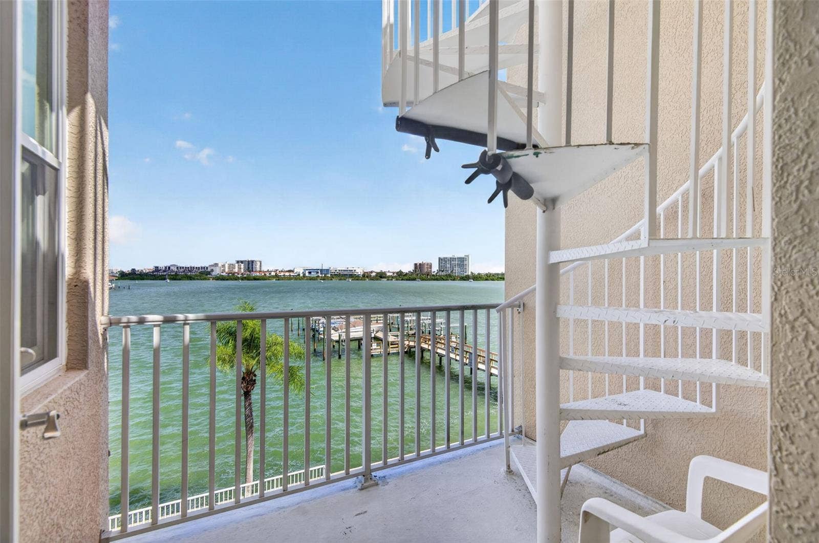 200 BRIGHTWATER DRIVE, #3, Clearwater, FL 33767 200 BRIGHTWATER DRIVE, #3, Clearwater, FL 33767
