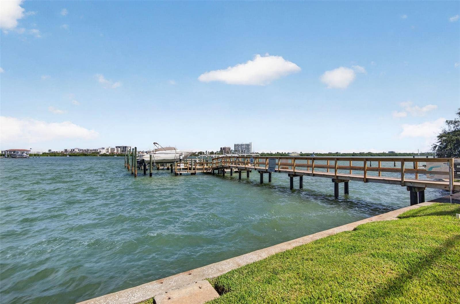 200 BRIGHTWATER DRIVE, #3, Clearwater, FL 33767 200 BRIGHTWATER DRIVE, #3, Clearwater, FL 33767