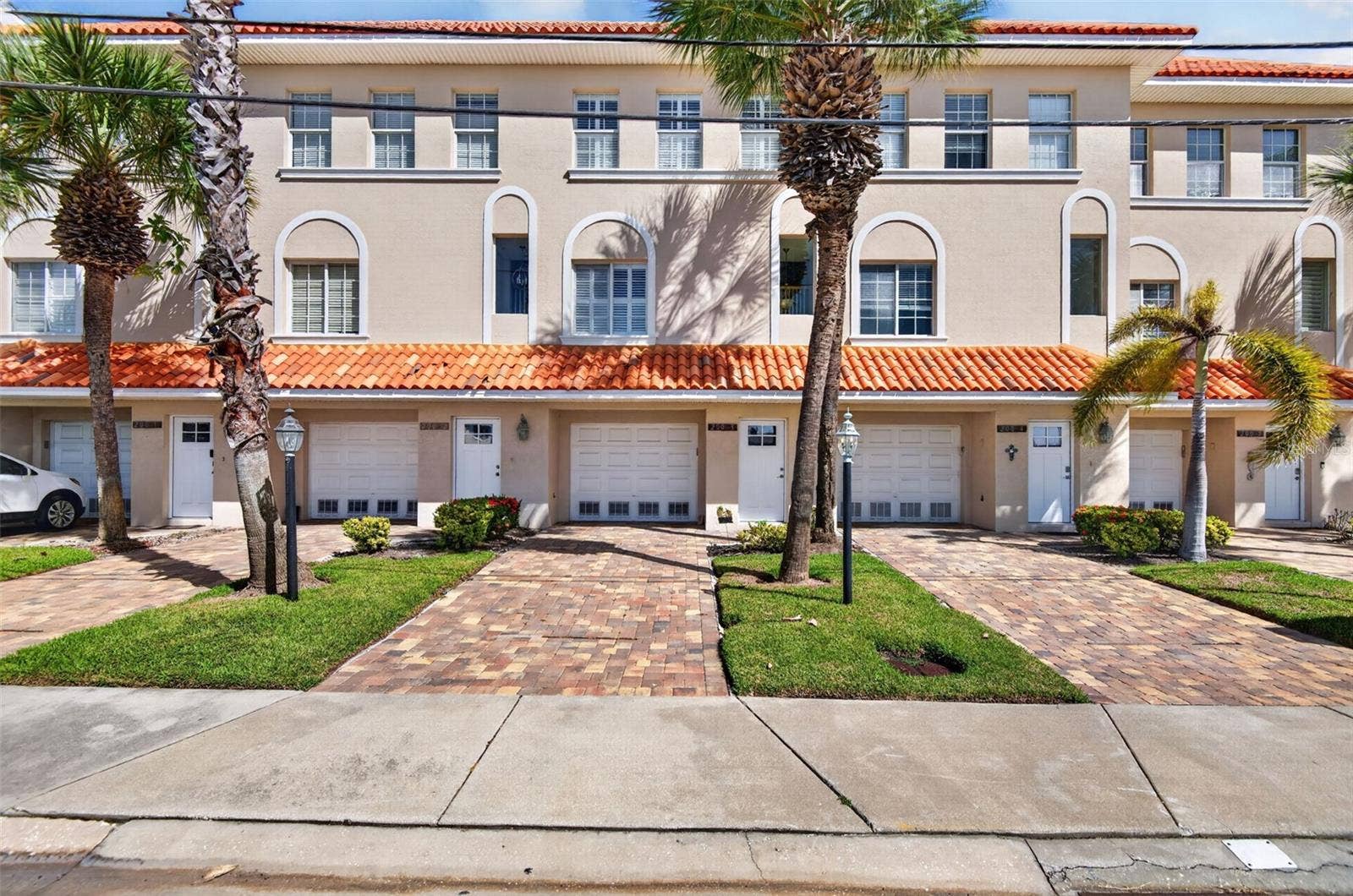 200 BRIGHTWATER DRIVE, #3, Clearwater, FL 33767 200 BRIGHTWATER DRIVE, #3, Clearwater, FL 33767