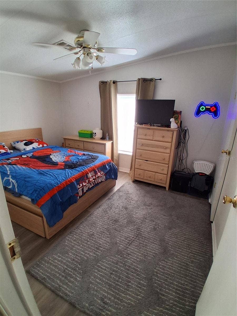 37650 NEWPORT DRIVE, Zephyrhills, FL 33542 Spacious Guest Bedroom