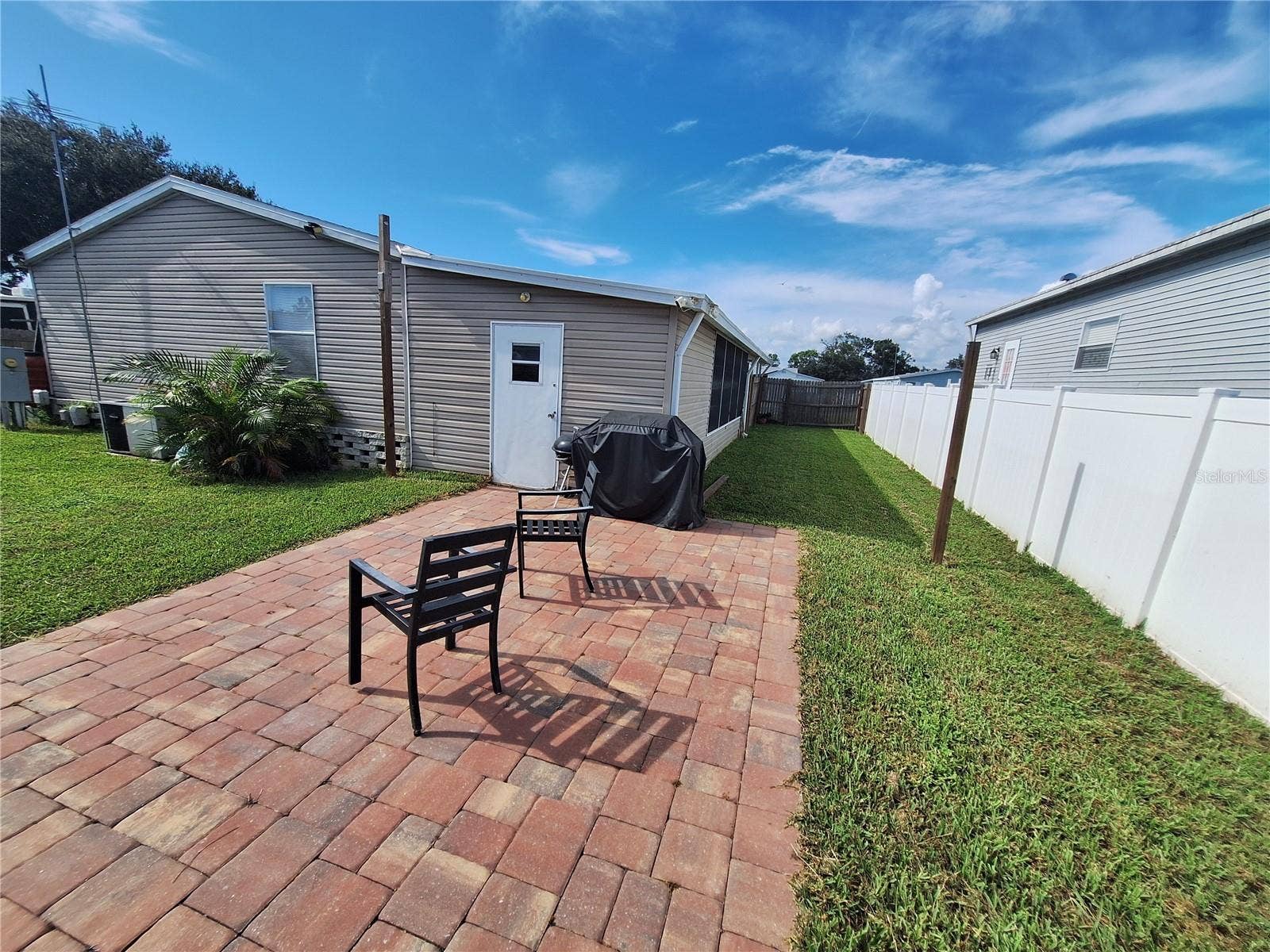37650 NEWPORT DRIVE, Zephyrhills, FL 33542 37650 NEWPORT DRIVE, Zephyrhills, FL 33542