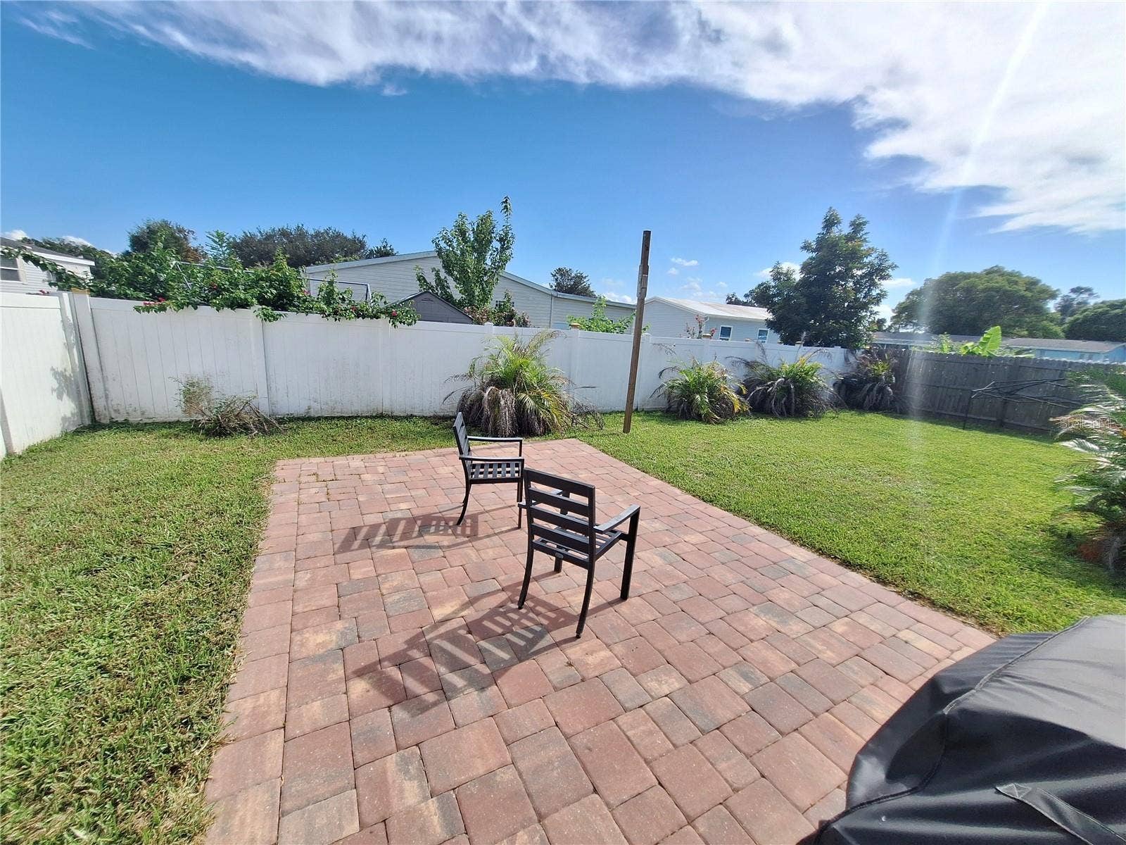 37650 NEWPORT DRIVE, Zephyrhills, FL 33542 37650 NEWPORT DRIVE, Zephyrhills, FL 33542