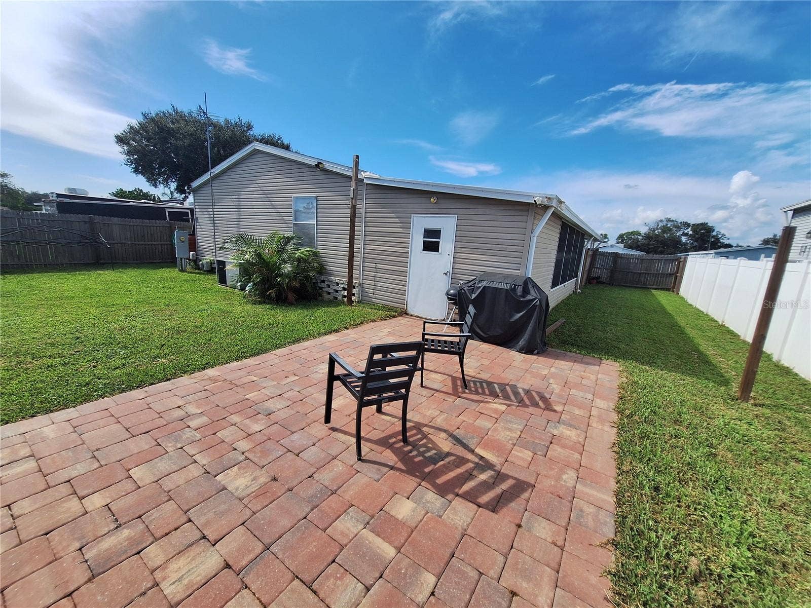 37650 NEWPORT DRIVE, Zephyrhills, FL 33542 37650 NEWPORT DRIVE, Zephyrhills, FL 33542