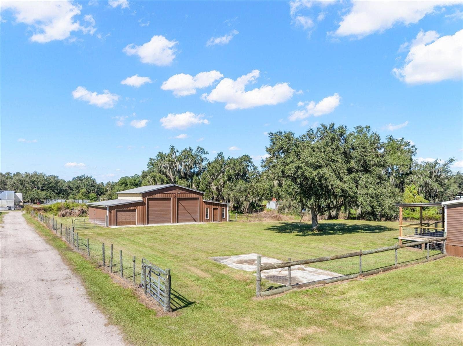 10127 GEORGE SMITH ROAD, Lithia, FL 33547