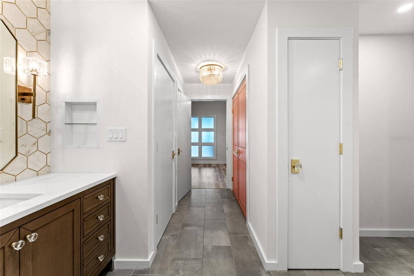 175 2ND STREET S, #1012, St Petersburg, FL 33701 175 2ND STREET S, #1012, St Petersburg, FL 33701