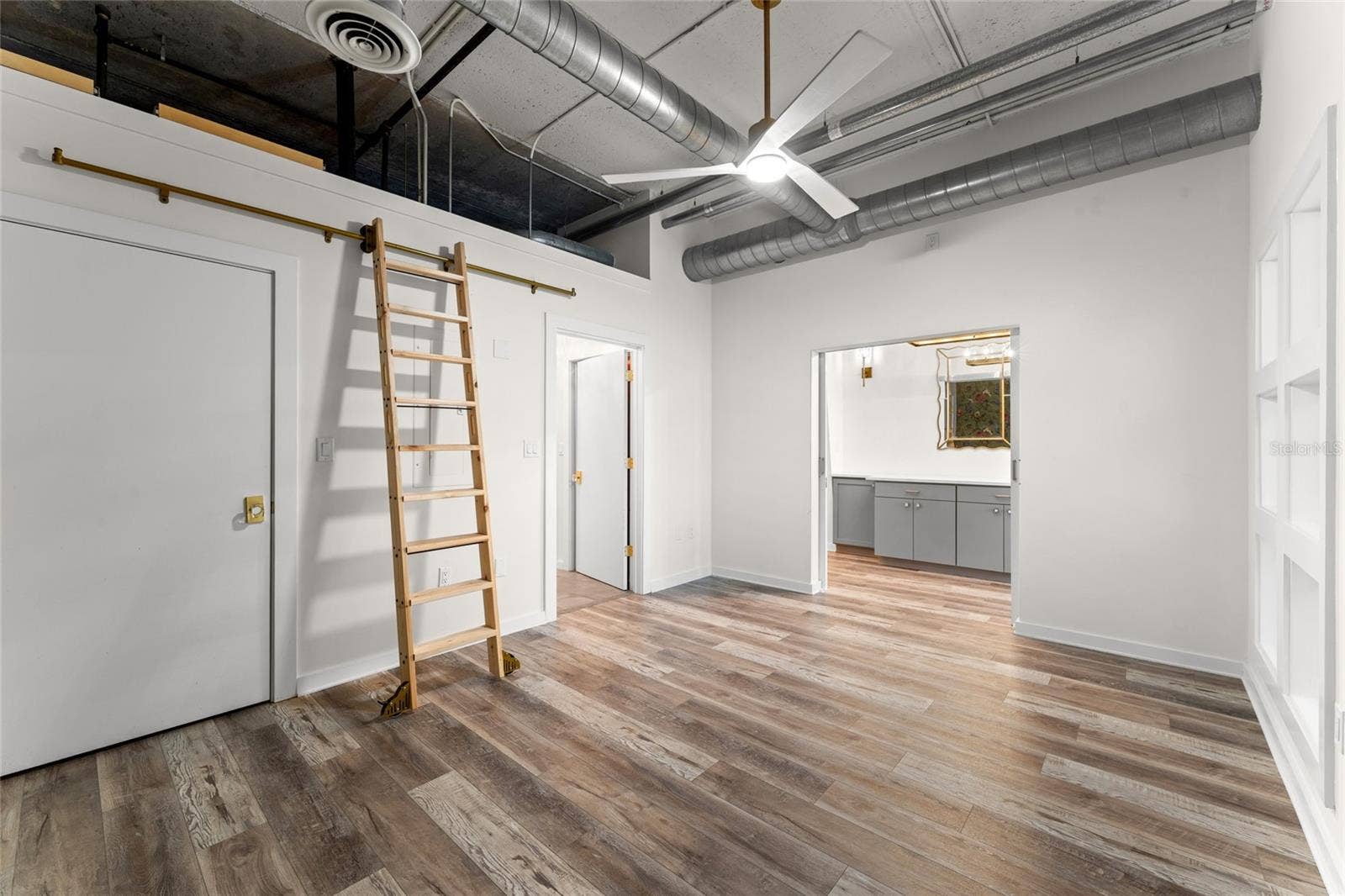 175 2ND STREET S, #1012, St Petersburg, FL 33701 175 2ND STREET S, #1012, St Petersburg, FL 33701