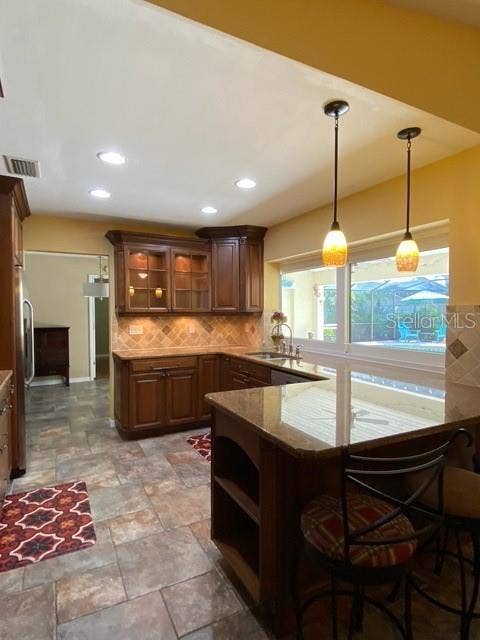 2711 WILLOW OAKS DRIVE, Valrico, FL 33594 2711 WILLOW OAKS DRIVE, Valrico, FL 33594
