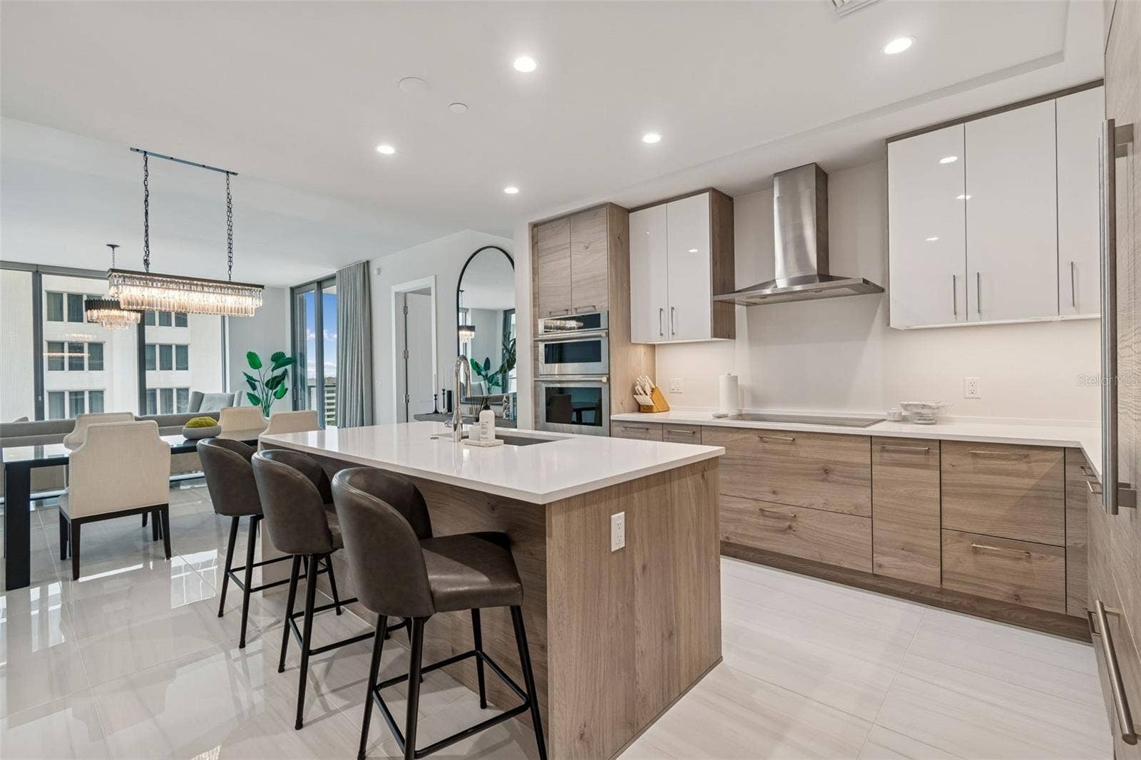 301 1ST STREET S, #1007, St Petersburg, FL 33701 301 1ST STREET S, #1007, St Petersburg, FL 33701
