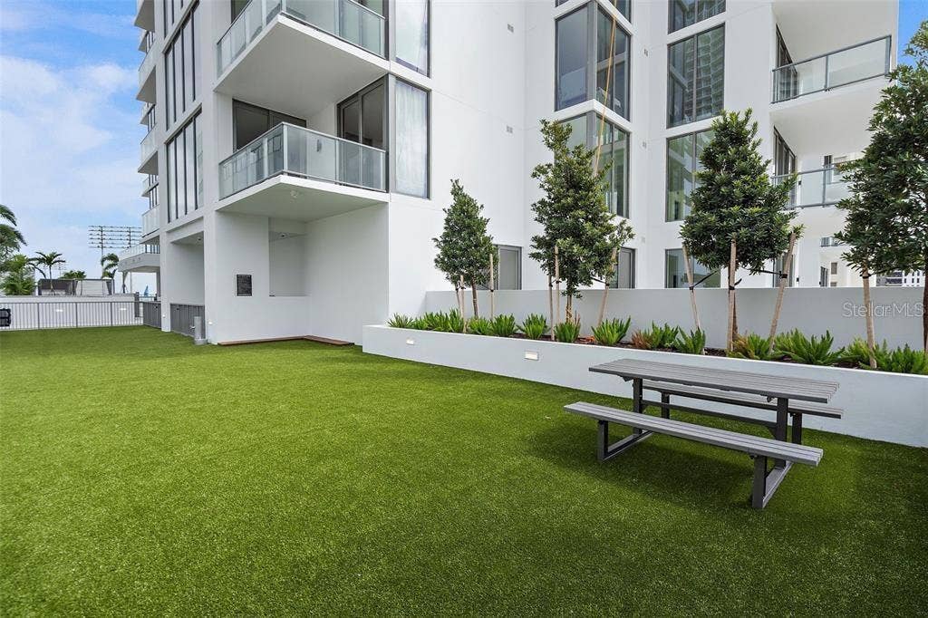 301 1ST STREET S, #1007, St Petersburg, FL 33701 301 1ST STREET S, #1007, St Petersburg, FL 33701