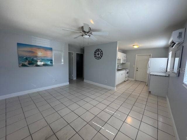714 5TH AVENUE NE, #A, Largo, FL 33770 Living/Dining