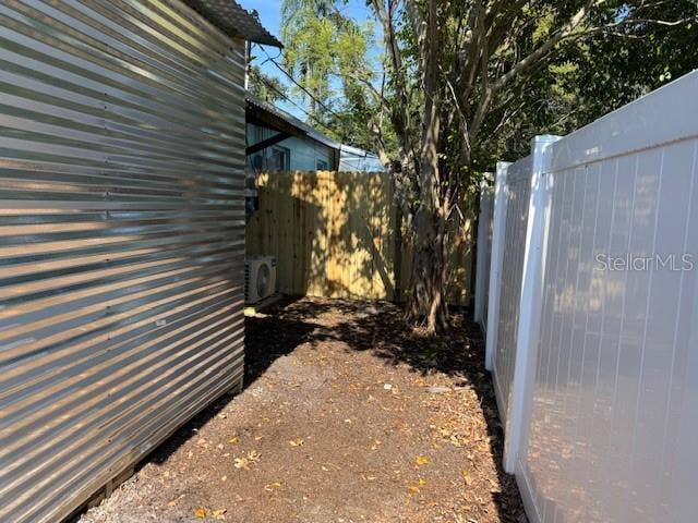 714 5TH AVENUE NE, #A, Largo, FL 33770 Fenced yard area