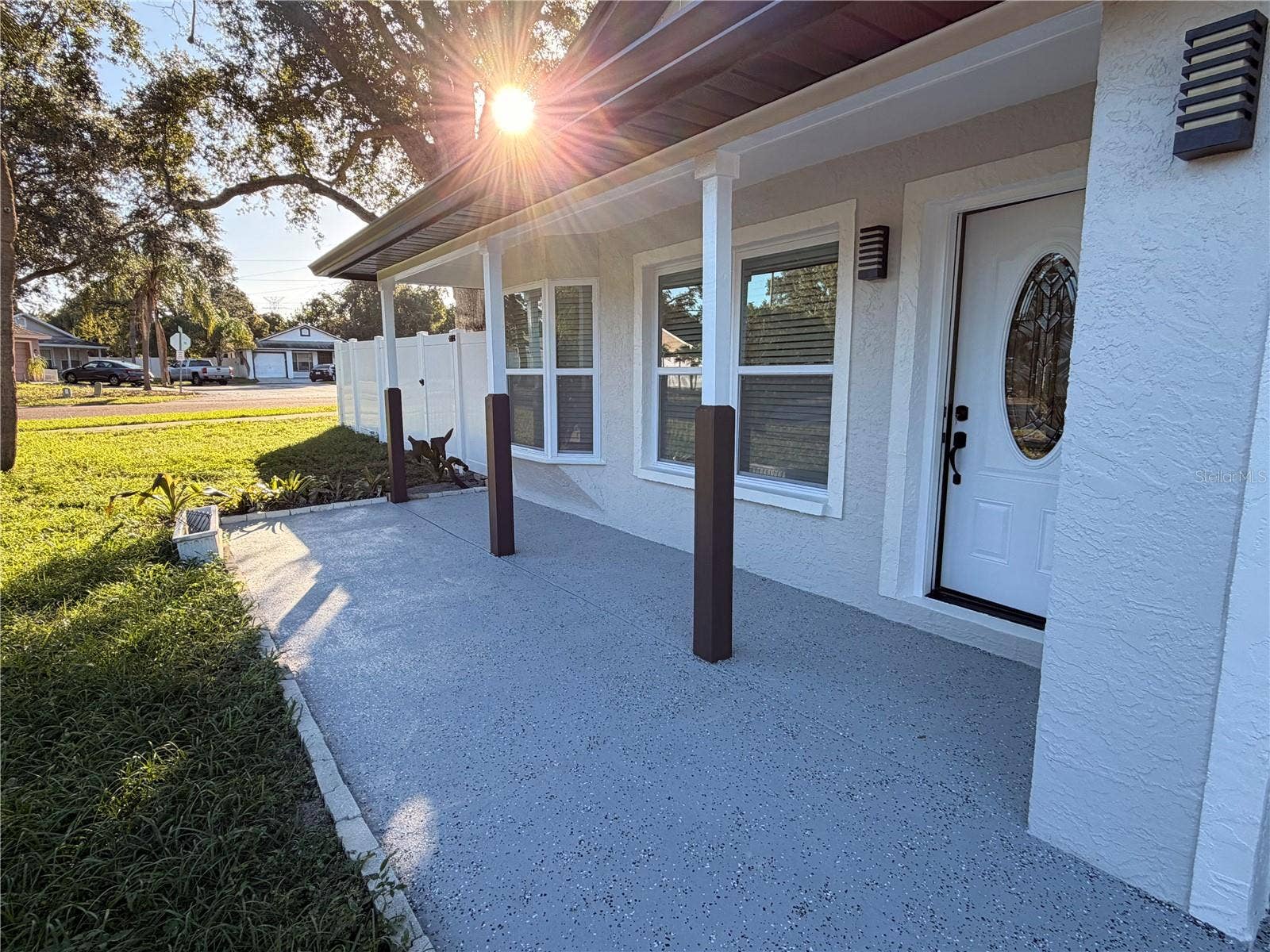 2698 PETERBOROUGH COURT, Palm Harbor, FL 34684 2698 PETERBOROUGH COURT, Palm Harbor, FL 34684