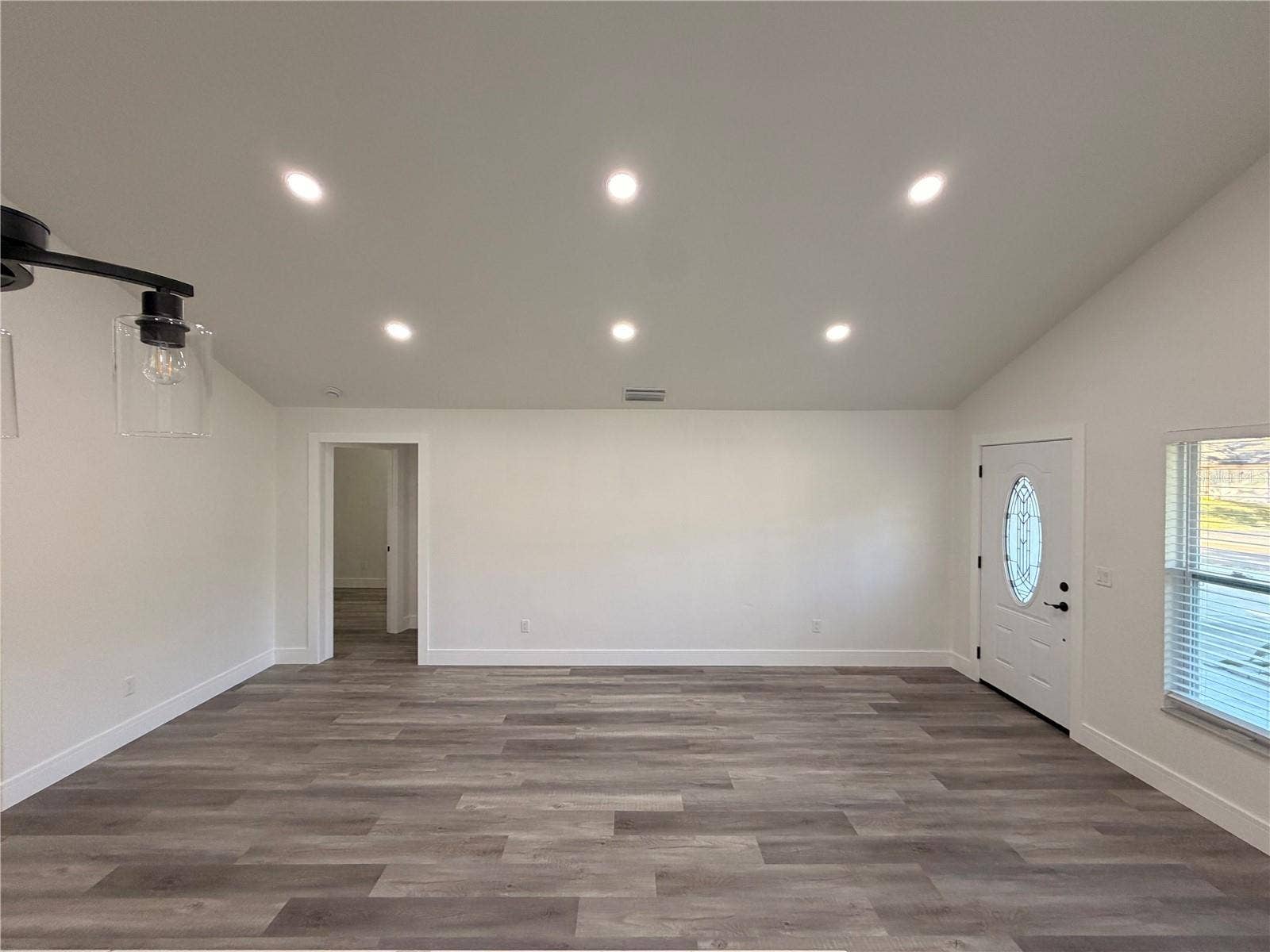2698 PETERBOROUGH COURT, Palm Harbor, FL 34684 2698 PETERBOROUGH COURT, Palm Harbor, FL 34684