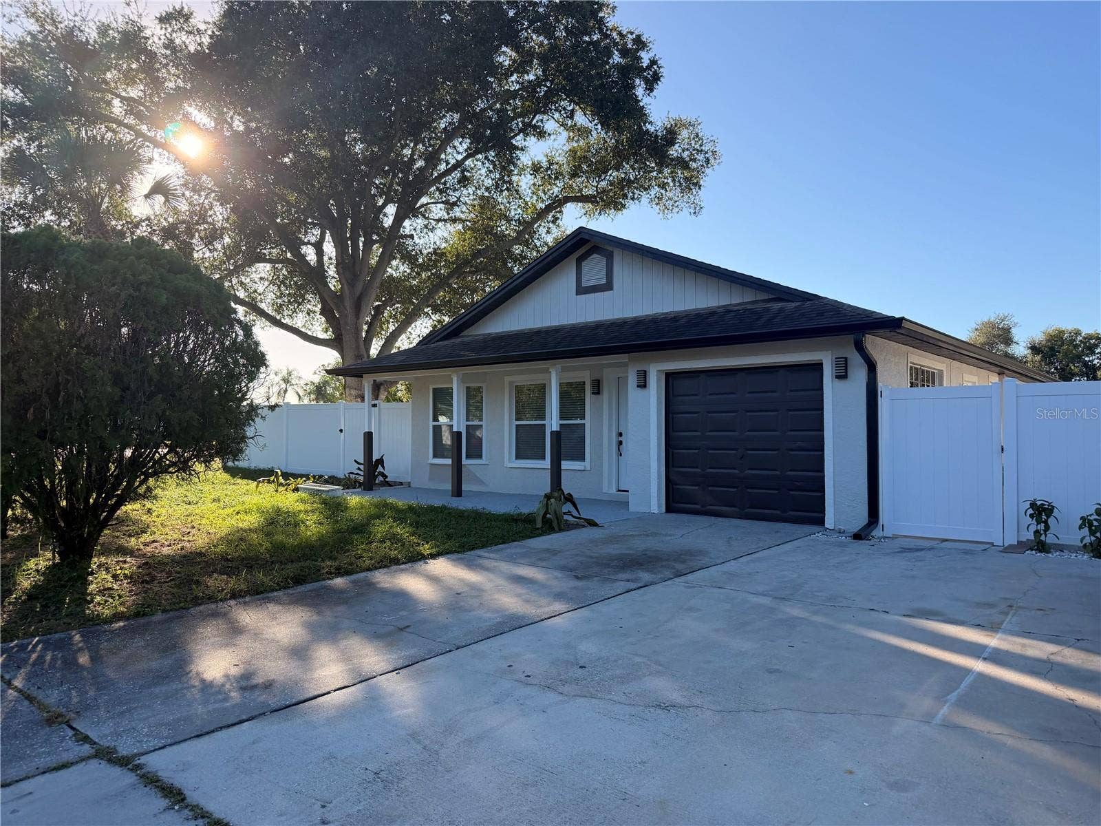 2698 PETERBOROUGH COURT, Palm Harbor, FL 34684 2698 PETERBOROUGH COURT, Palm Harbor, FL 34684