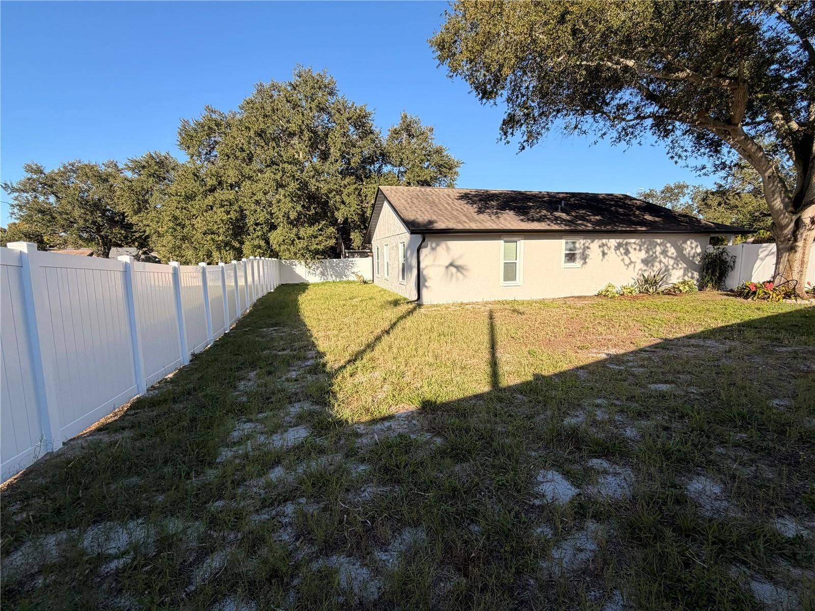 2698 PETERBOROUGH COURT, Palm Harbor, FL 34684 2698 PETERBOROUGH COURT, Palm Harbor, FL 34684