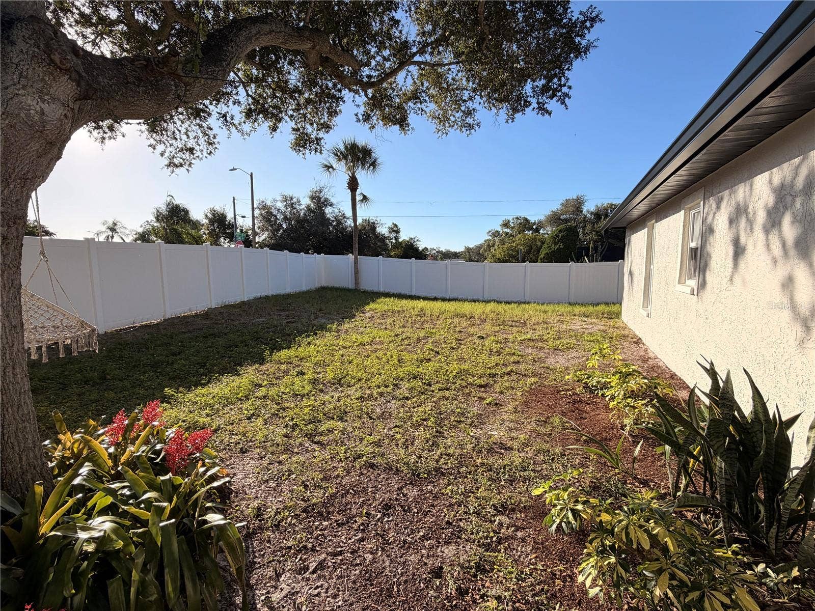 2698 PETERBOROUGH COURT, Palm Harbor, FL 34684 2698 PETERBOROUGH COURT, Palm Harbor, FL 34684