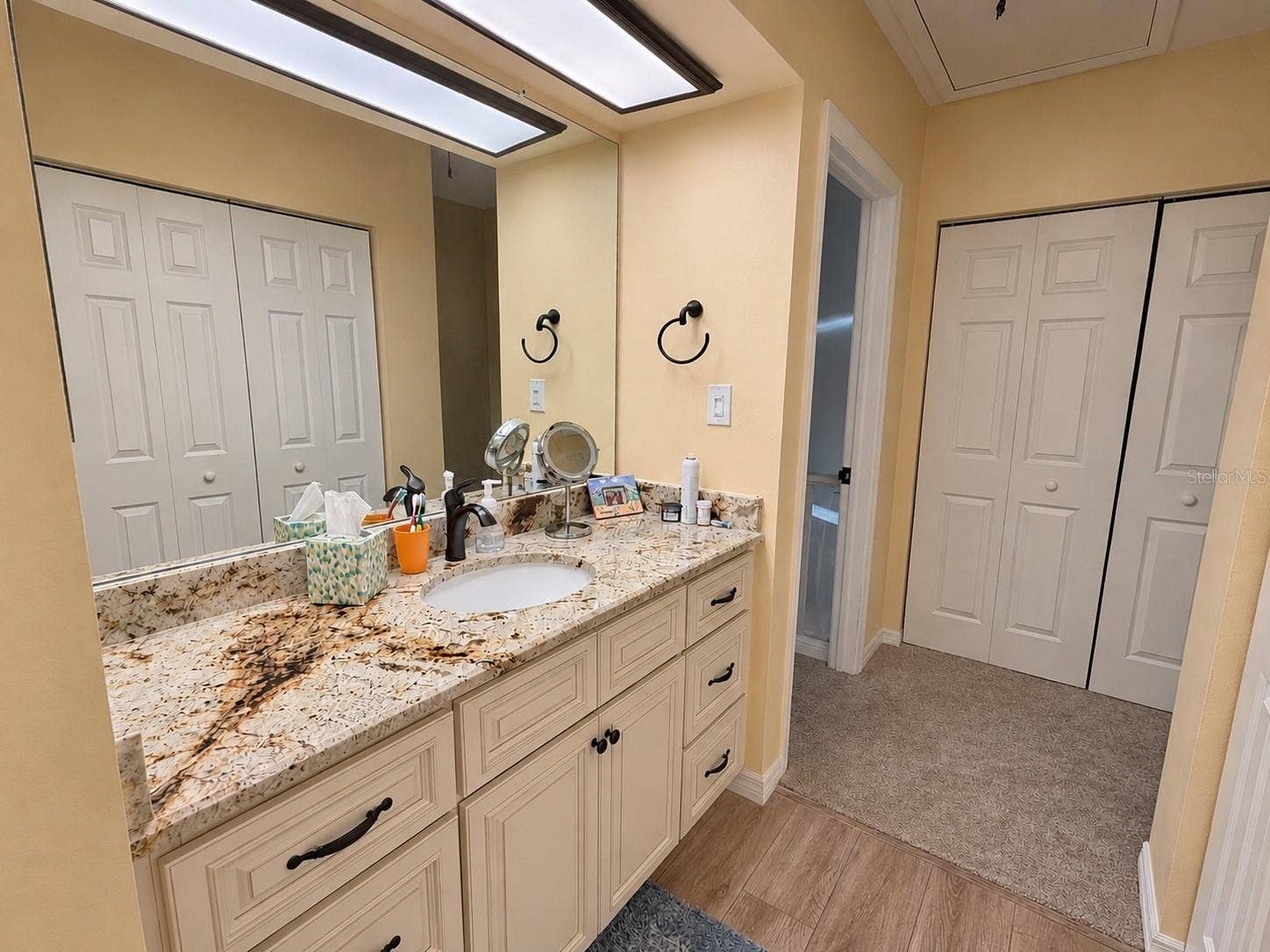 2577 DOLLY BAY DRIVE, #205, Palm Harbor, FL 34684 Master bathroom