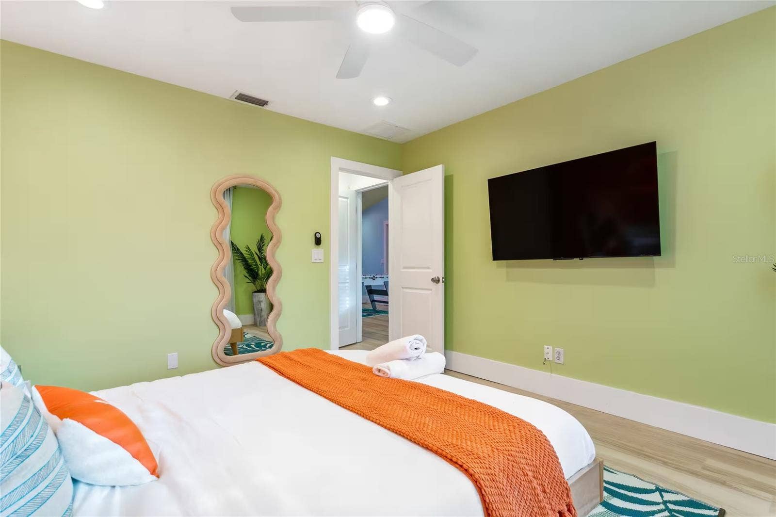 7275 123RD STREET, Seminole, FL 33772 7275 123RD STREET, Seminole, FL 33772